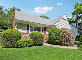 22 Glenfield Rd, Bloomfield, NJ 07003