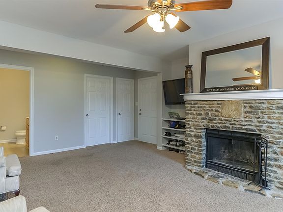 5th image of 4813 Agape Dr #B