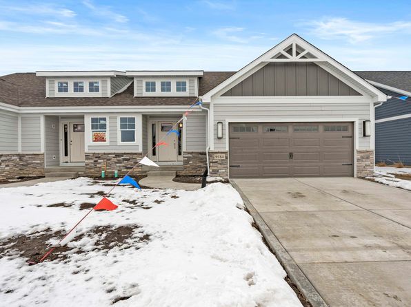 9184 Hickory Place St, John, IN 46373