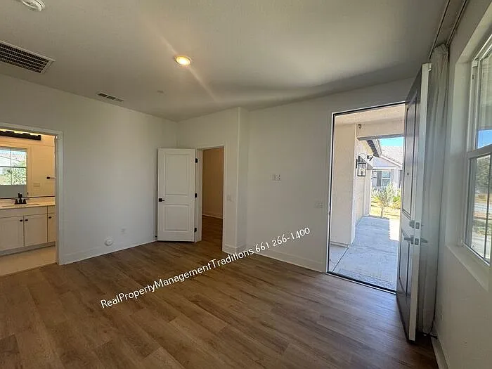 8722 W Tara Ct — Photo 18