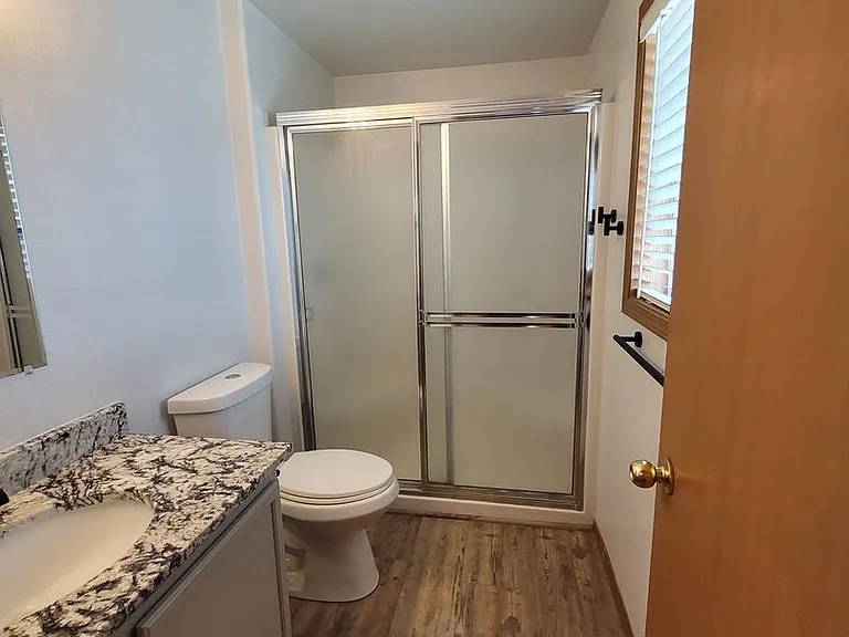 1349 E Greens Loop — Photo 33