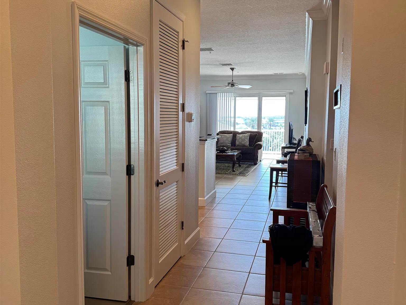 3 bed, 1344 sqft, $3,000 — Photo 3