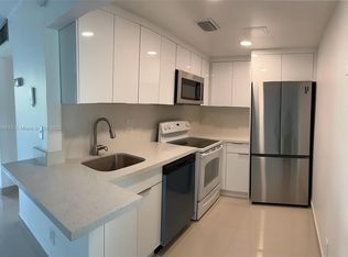8405 NW 8th St APT 409, Miami, FL 33126