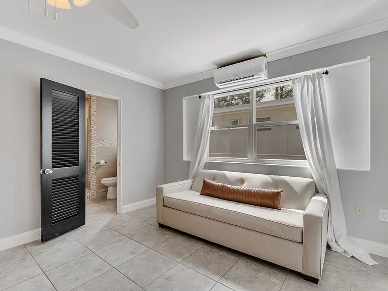 415 S Hyer Ave #B — Photo 14
