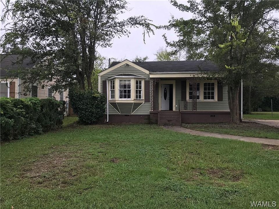 1st image of 2321 10th St E