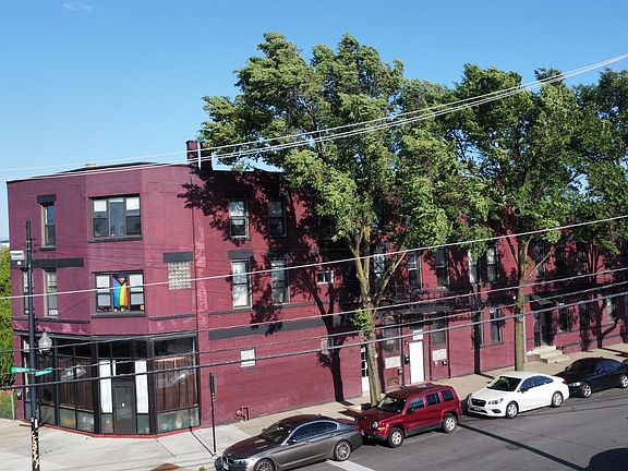 2nd image of 2409-11 S Hoyne Ave #204