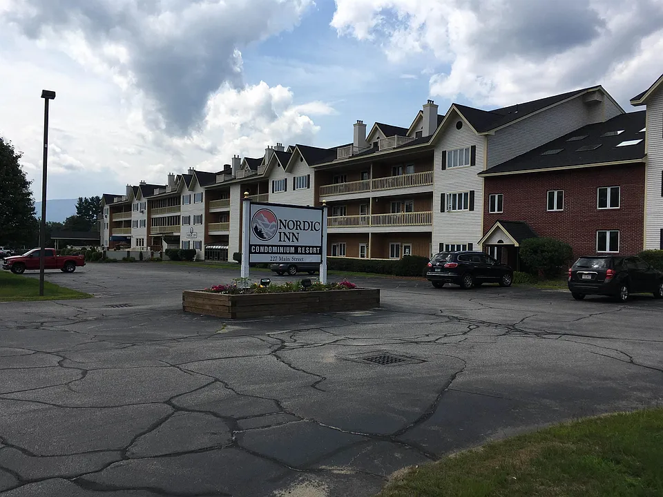 227 Main St #220