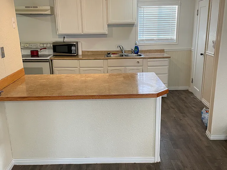 302 W 500 S — Photo 14
