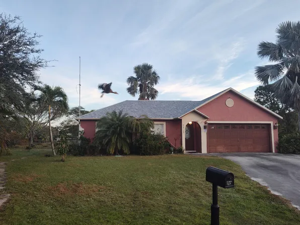 5213 NW Downy Court, Port St Lucie, FL 34983