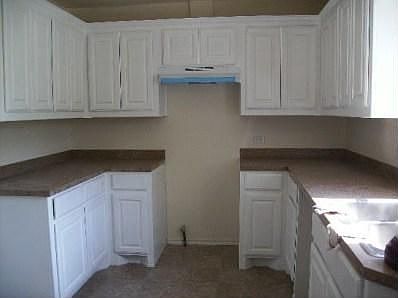 2nd image of 410 S Lindsay St