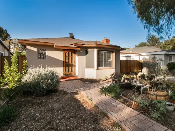 22021 Velicata St, Woodland Hills, CA 91364