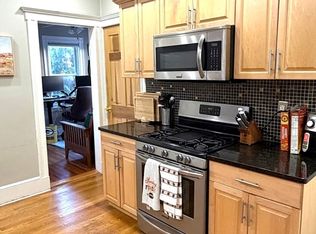 180 Boston St #1, Boston, MA 02125