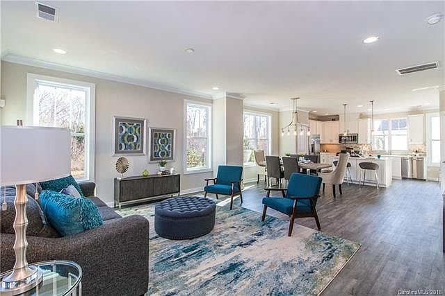 1st image of 129E Capital Ave #405
