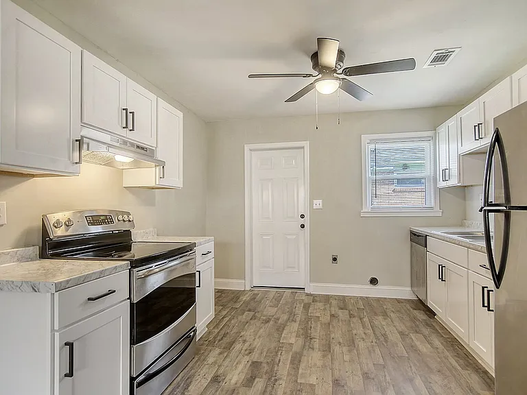 1552 Orange Grove Rd — Photo 6