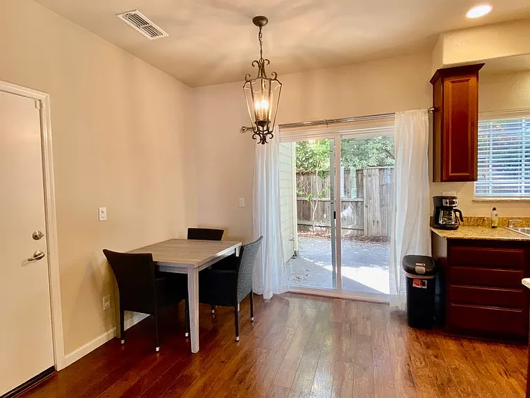 329 Messina Ter — Photo 2