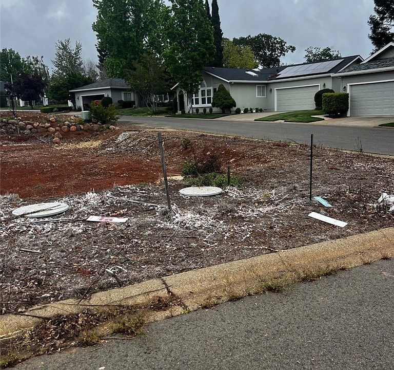 1st image of 415 Plantation Dr #67