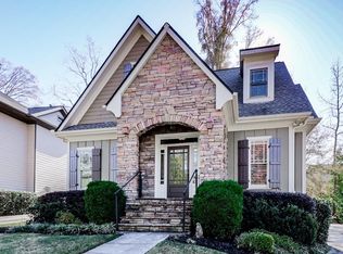 1102 Parkview Pl SE, Smyrna, GA 30080
