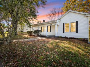 213 Walnut St, Springfield, TN 37172