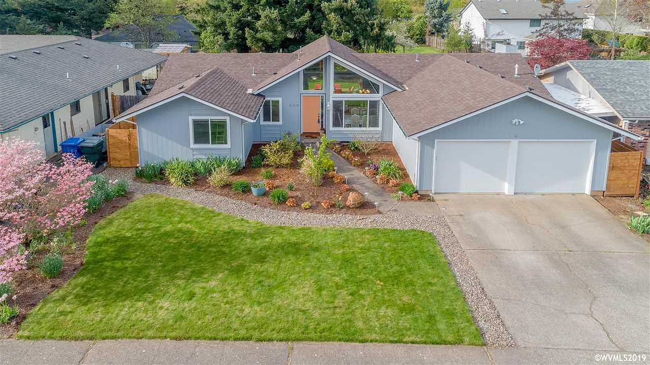 409 Innsbrook Ct SE photo 1