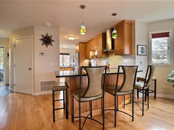 6 Moonlight Dr #B, Westerly, RI 02891