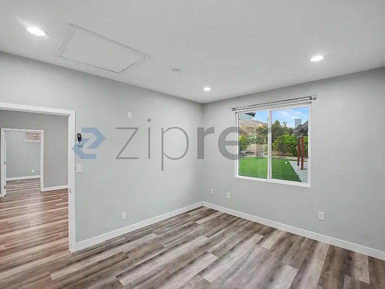 5594 Western Ave #ADU — Photo 14
