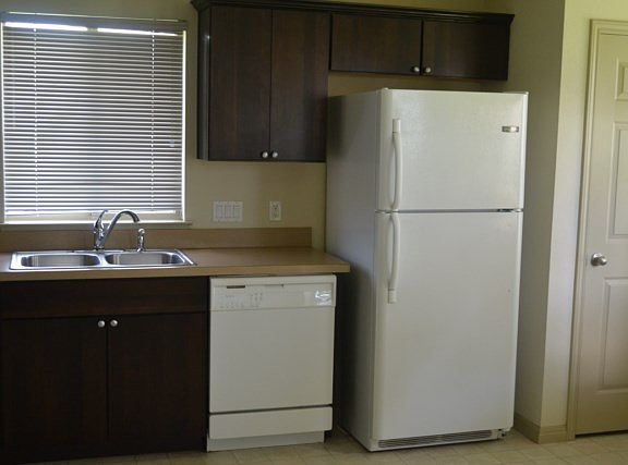 4th image of 5413 Roosevelt Ave #A