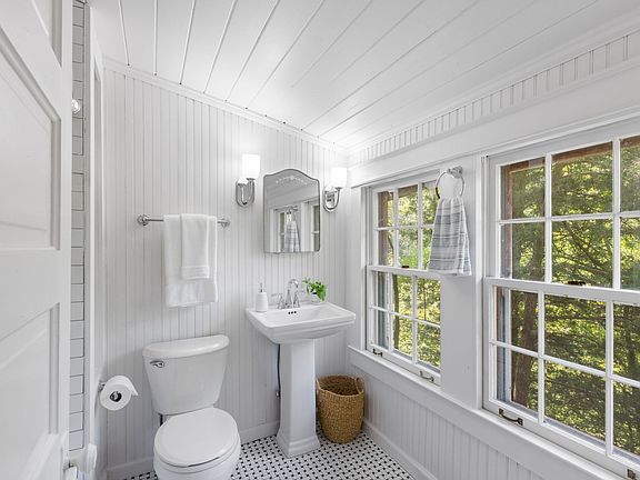 33rd image of this home