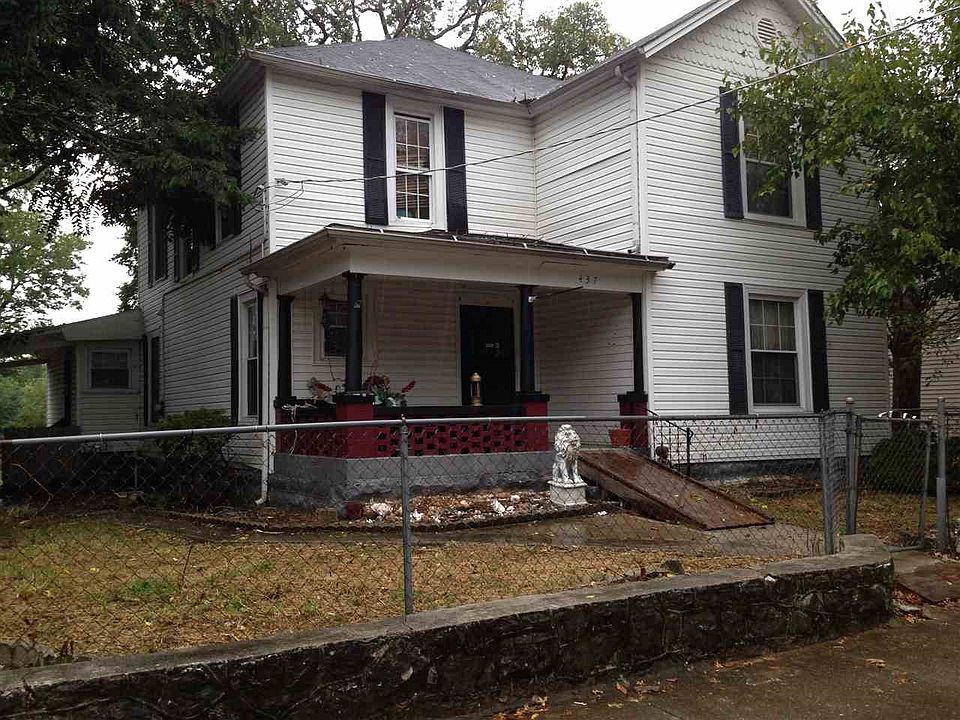 1st image of 437 Church Ave