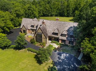 33W606 Mare Barn Ln, Wayne, IL 60184