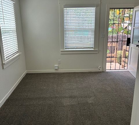 2nd image of 3811 Villa Ter #3811