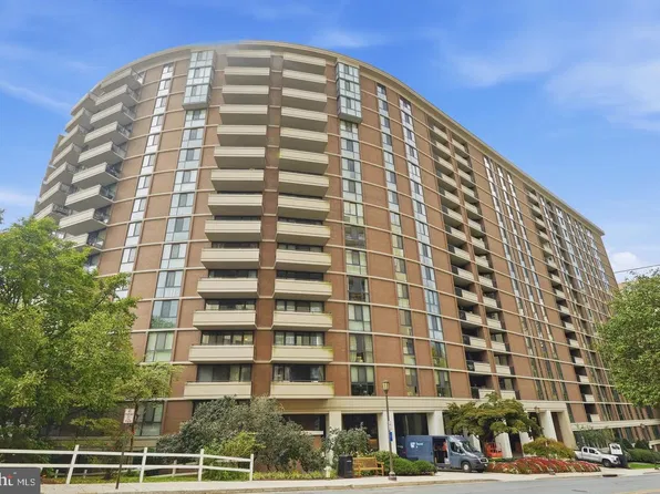 4620 N Park Ave APT 607E, Chevy Chase, MD 20815