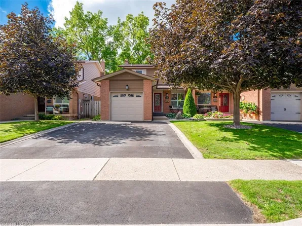 74 Maiden Ln, Milton, ON L9T 2H4