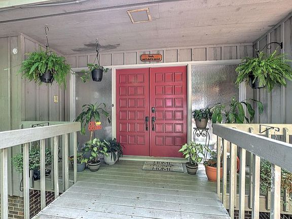 2nd image of 4412 Beechcliff Dr