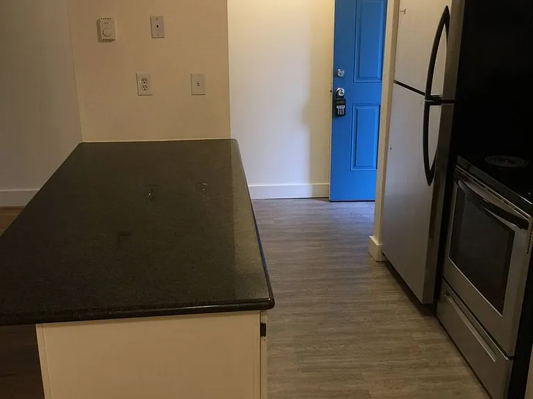 4050 SE Gladstone St #1 — Photo 13
