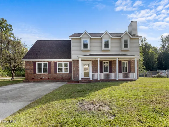 2644 Idlebrook Circle, Midway Park, NC 28544
