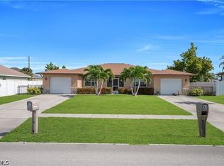 836 SW Trafalgar Pkwy APT B, Cape Coral, FL 33991