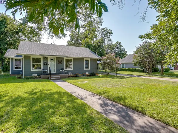 421 Bellevue Dr, Cleburne, TX 76033