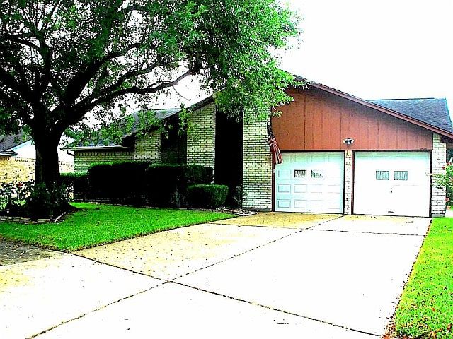 1st image of 1928 Meadow Creek Dr