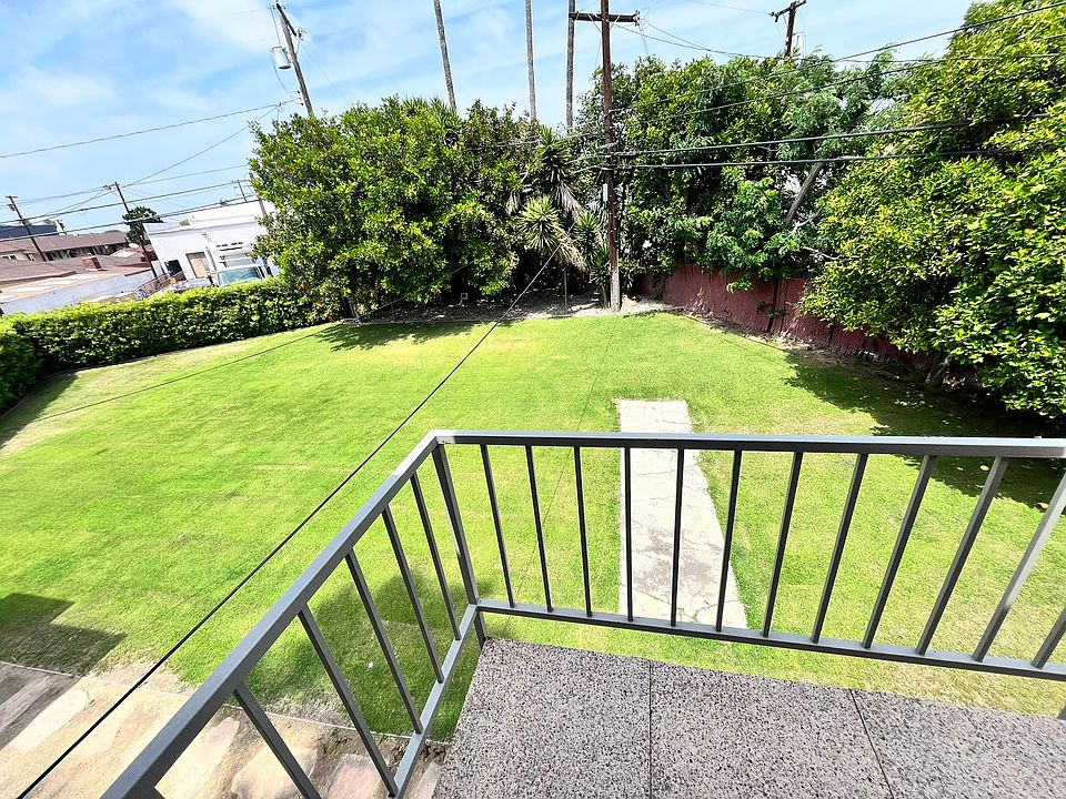 2nd image of 15702 Brighton Ave #4