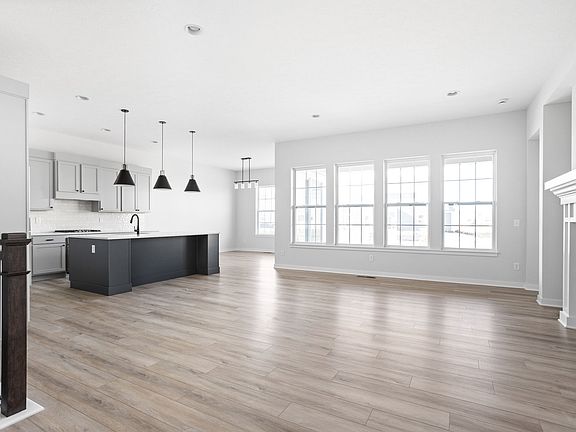 2nd image of 2029 Granville Dr