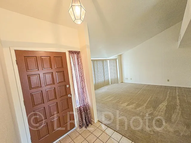 Sussex Way Rental — Photo 4