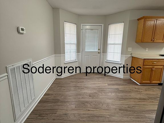 3rd image of 4393 Harrison Pike