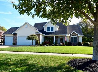 2255 N Bay Dr, Willoughby, OH 44094