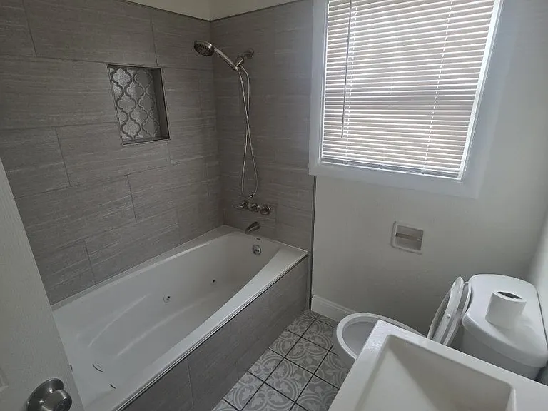 3025 Burnette St — Photo 9