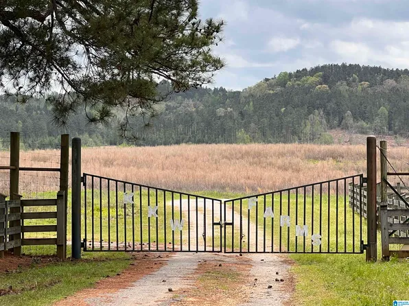 1056 County Road 51 #1, Centreville, AL 35042