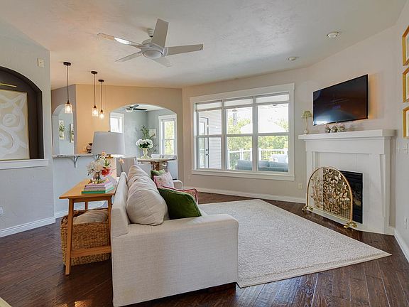 2nd image of 1680 Great Forest DRIVE