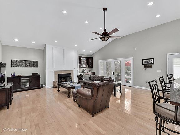 5th image of 538 Kenilworth Ave