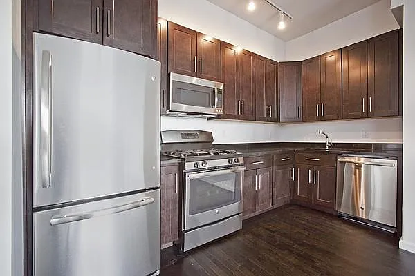 Rented by Platinum Properties | media 63