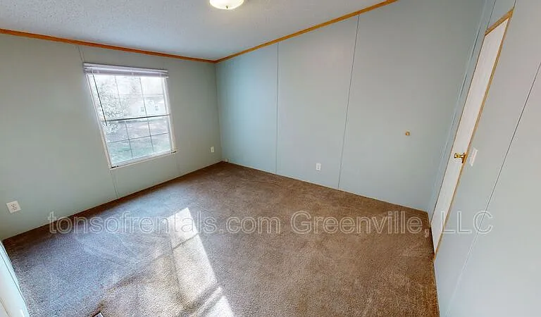 202 Bunker Ct — Photo 8