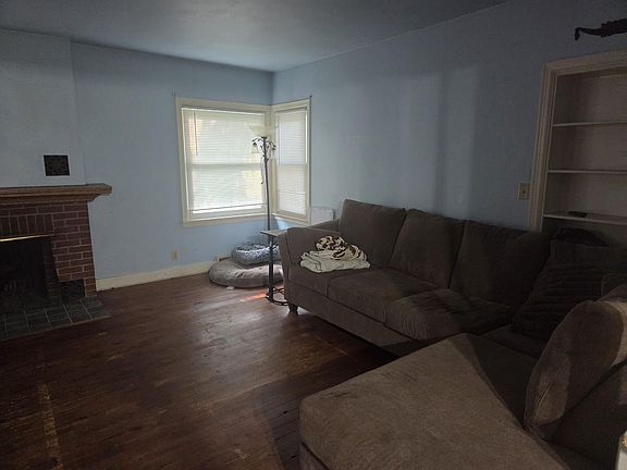 5th image of 132 Minges Rd S